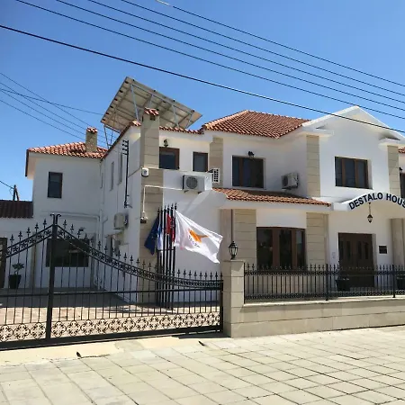 Villa Nine Bedroom With Swimming Pool And Lift Larnaca