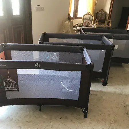 Nine Bedroom With Swimming Pool And Lift فيلة لارنكا