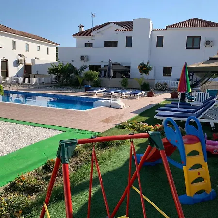 فيلة Nine Bedroom With Swimming Pool And Lift