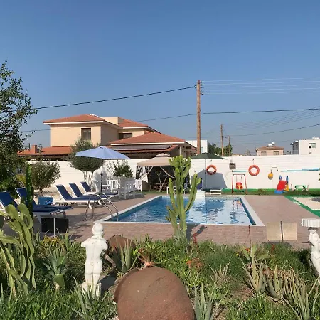 Nine Bedroom With Swimming Pool And Lift * لارنكا