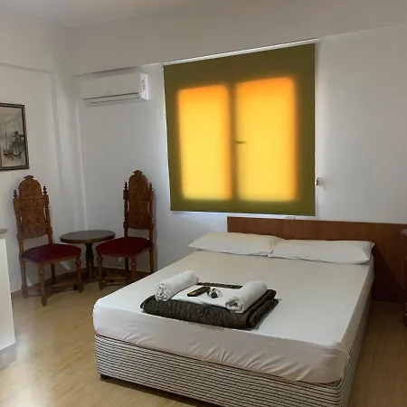 Nine Bedroom With Swimming Pool And Lift فيلة